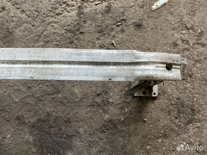 Усилитель бампера передний Ауди А4 В8