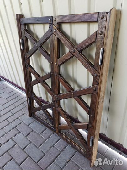 Барные маятниковые дверцы