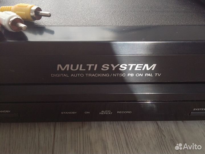 Видеомагнитофон funai