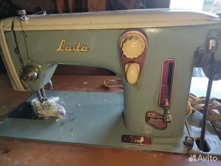 Швейная машина LADA Чехословакия