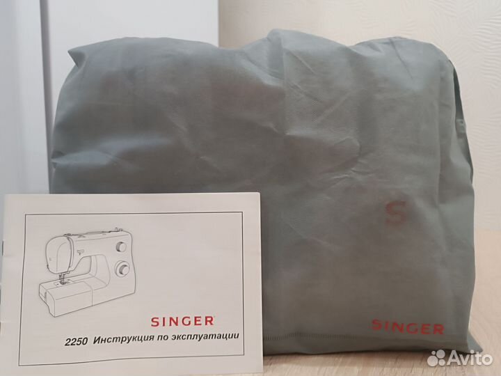 Швейная машина Singer