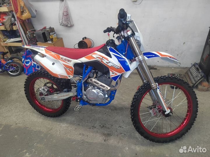 Motoland crf 250