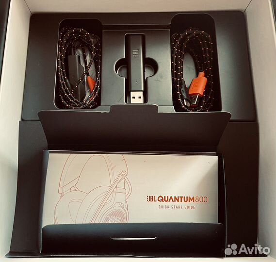 Наушники JBL quantum 800