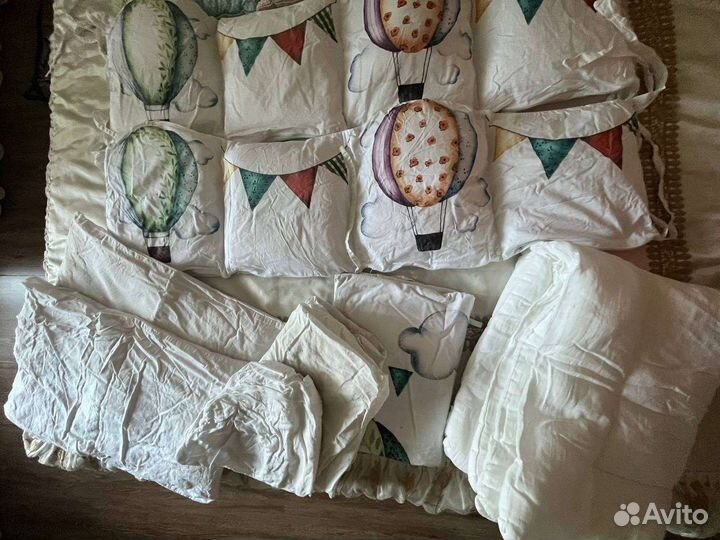 Комплект бортиков в кроватку