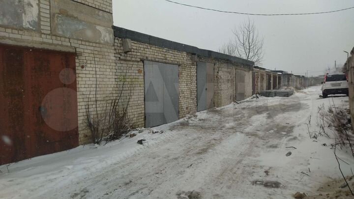 Гараж, > 30 м²