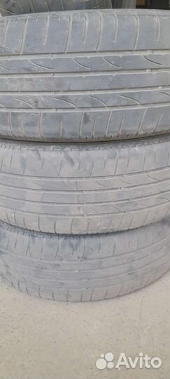 Bridgestone Dueler H/P 215/65 R16