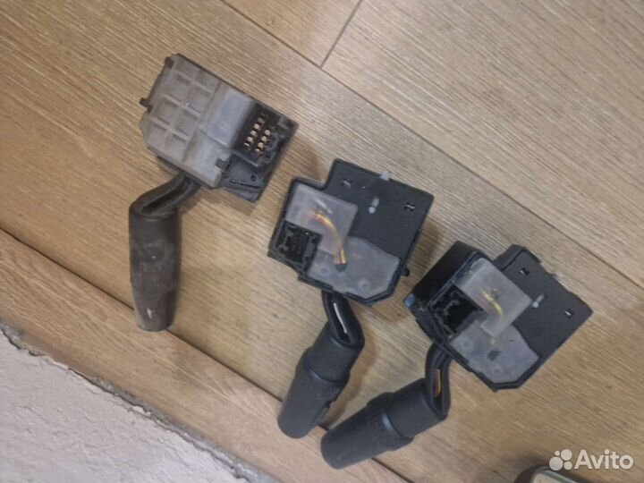 Подрулевой переключатель (стрекоза) мазда 3 бк