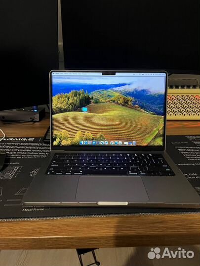 Macbook Pro 14 2021 m1