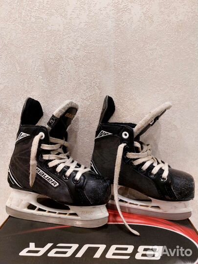 Хоккейные коньки bauer Y10R
