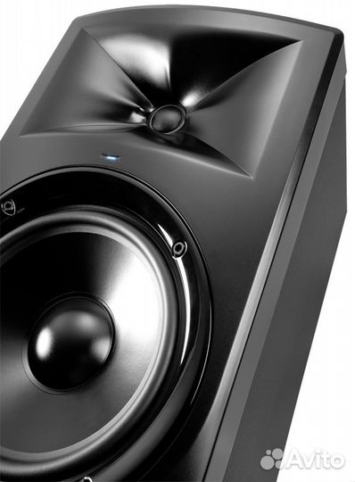 Пара JBL LSR308 активных студийных мониторов
