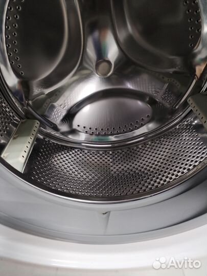 Hotpoint-Ariston 6 кг с паром