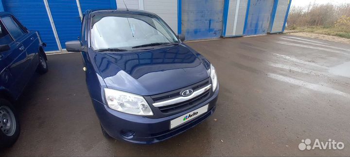 LADA Granta 1.6 МТ, 2013, 145 120 км