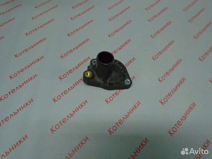 Nissan 13049-1HC0B крышка термостата