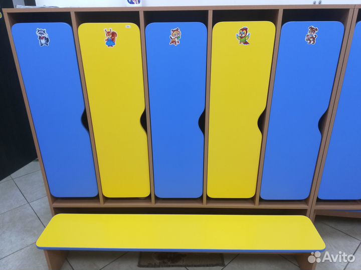 Продам 5тисекционные шкафчики для раздевалки