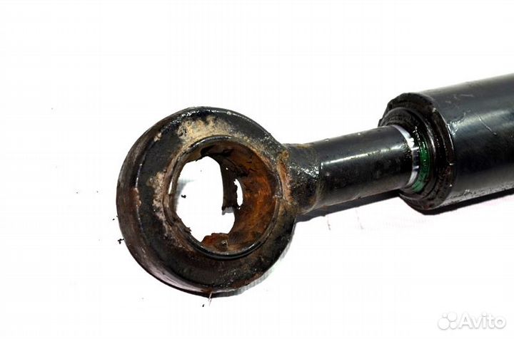 Цилиндр подъема кабины MAN TGA 18.440 (01.00)