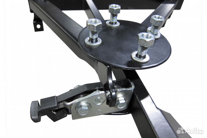 Кронштейн крепления запасного колеса Ларгус