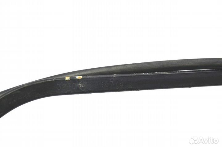 Поводок/Дворникодержатель лобового стекла, средний