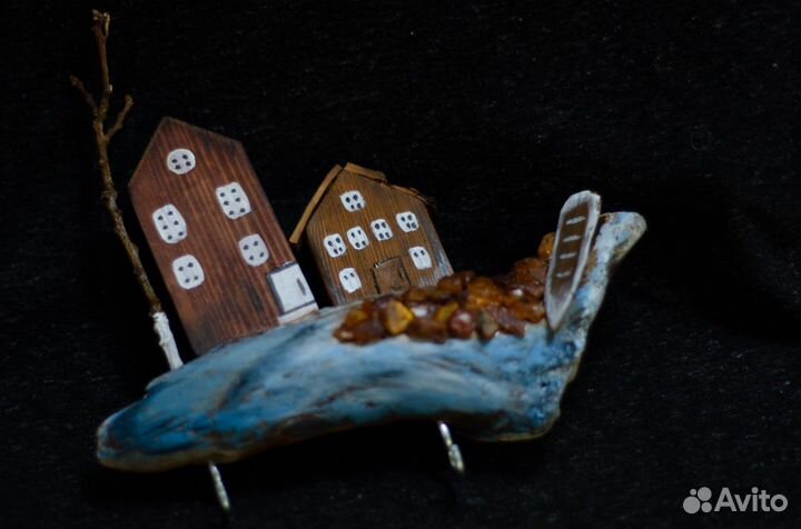 Ключницы дрифтвуд с янтарем