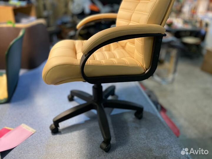 Компьютерное кресло