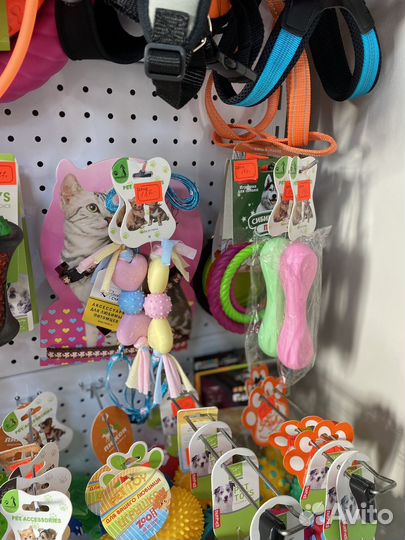 Игрушки для собак и кошек