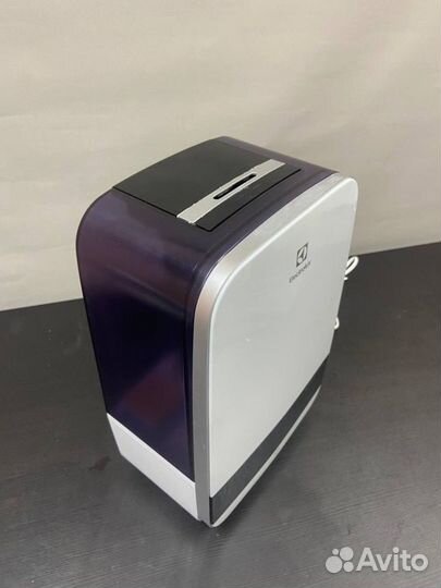 Воздухоувлажнитель Electrolux EHU-3315D