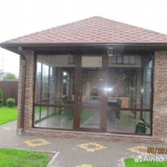 Пластиковые окна. Остекление частных домов