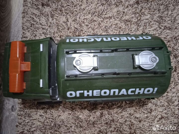 Игрушка машина