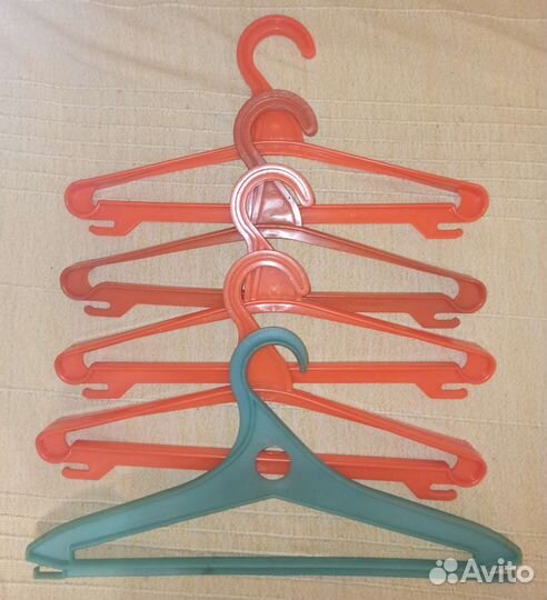Вешалки- плечики для детской одежды