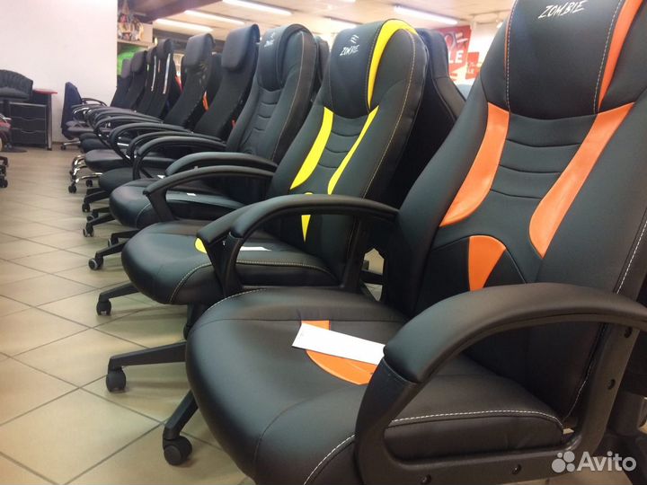 Компьютерное кресло новое