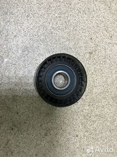 Натяжной ролик Nissan Almera G15