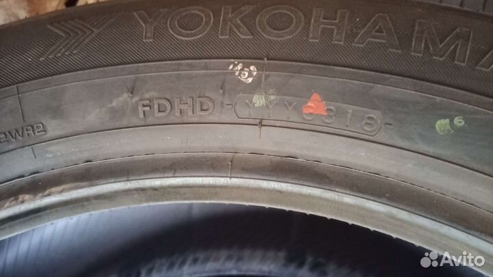 Yokohama Advan Sport V105 265/40 R20 и 295/35 R20 105Y