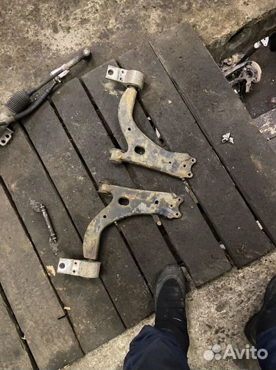 Рычаг передний левый Ford Fusion