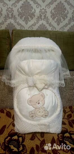 Конверт на выписку,Мишка в окошке, Балуша