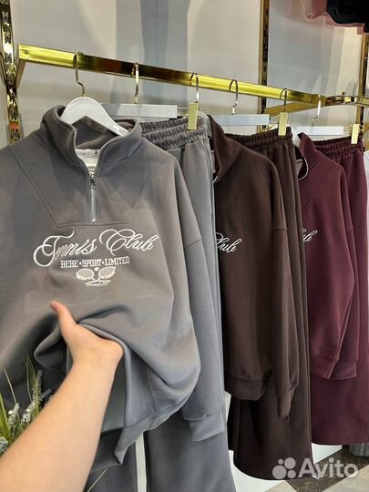 Спортивный костюм