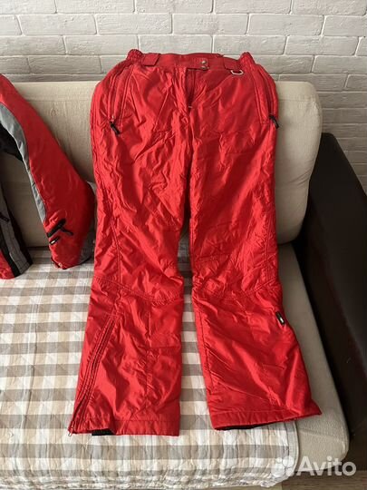 Горнолыжный костюм женский