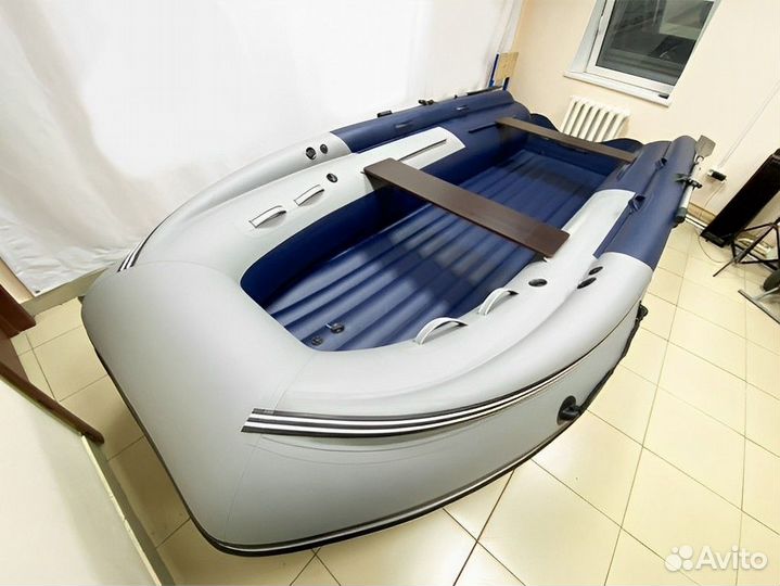 Лодка пвх Reef Тритон 400 S-MAX с интегрированным фальшбортом