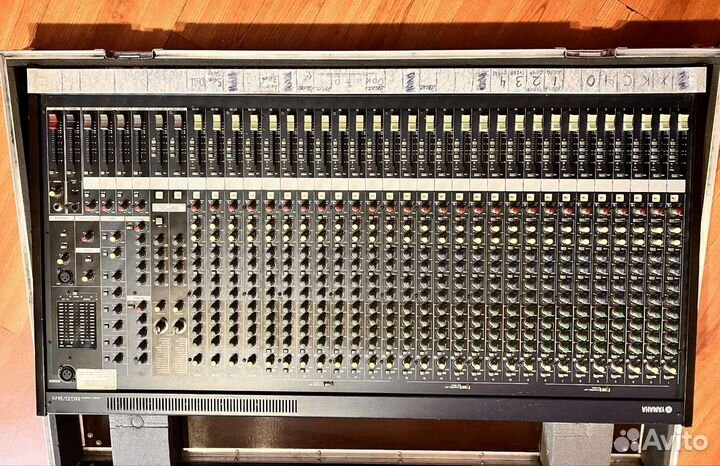 Микшерный пульт Yamaha MG-32/14FX