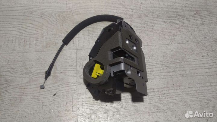 Замок задней двери Форд Транзит 2014-2023