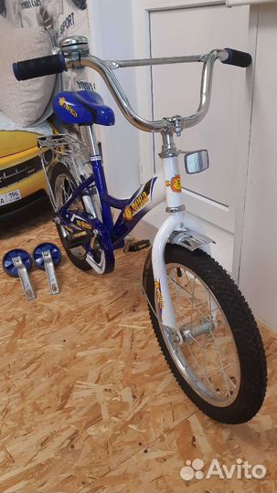 Детский велосипед почти новый (колеса 16')