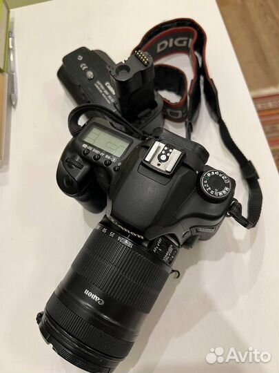 Зеркальный фотоаппарат Canon eos 40d