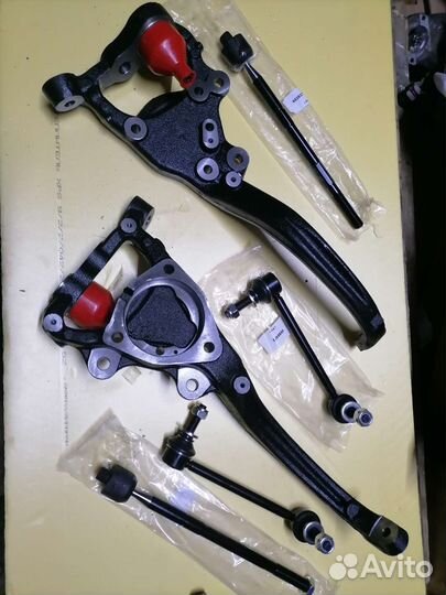 Поворотные кулаки Dodge Challenger