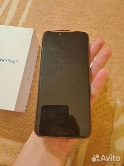 HONOR Play, 4/64 ГБ