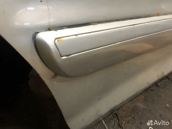 Дверь задняя правая Hyundai Trajet