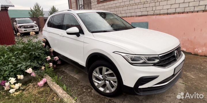 Volkswagen Tiguan 2.0 AMT, 2021, 156 000 км