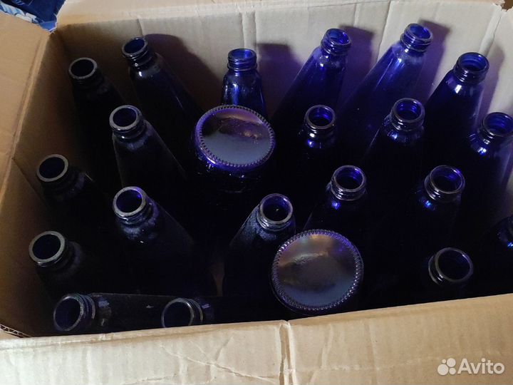 Синие бутылки