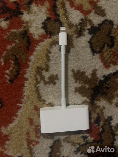 Lightning to VGA adapter