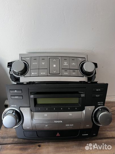 Магнитола на Toyota Highlander 2012