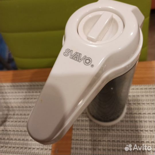 Сенсорный дозатор для жидкого мыла