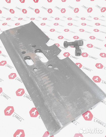 Башмак экскаватора Kobelco 238-8592