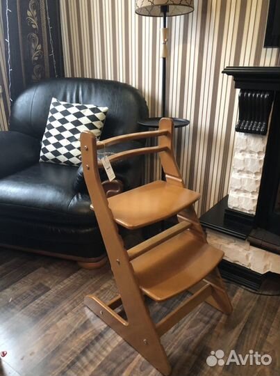 Растущий стул Коала в цветах дерево